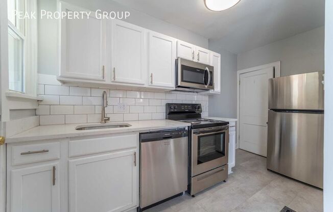 123 E 7 AVE
