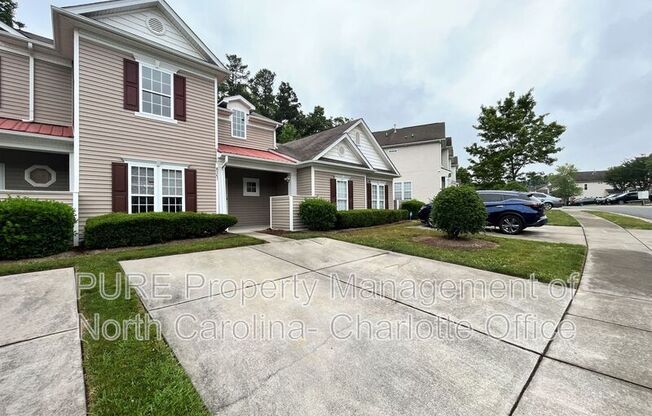 8267 CAROB TREE LN