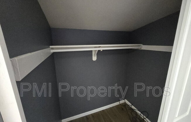 8842 J N 95 ST