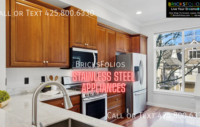 1439 HUCKLEBERRY CIR