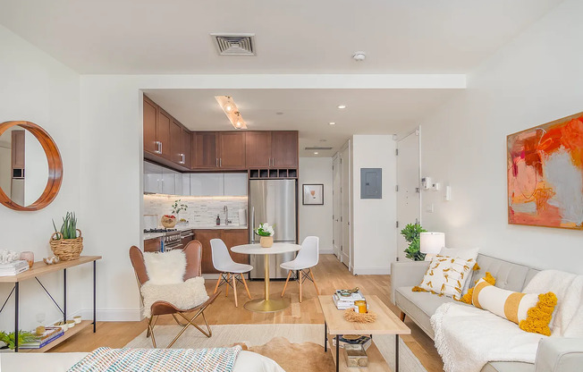 42 MASPETH AVE