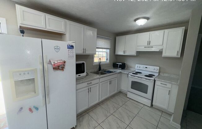 3 beds, 1.5 baths, $1,400