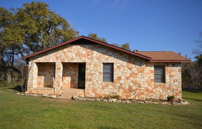 3 Bedroom farmhouse nestled on 3.9 acre in Cedar Park