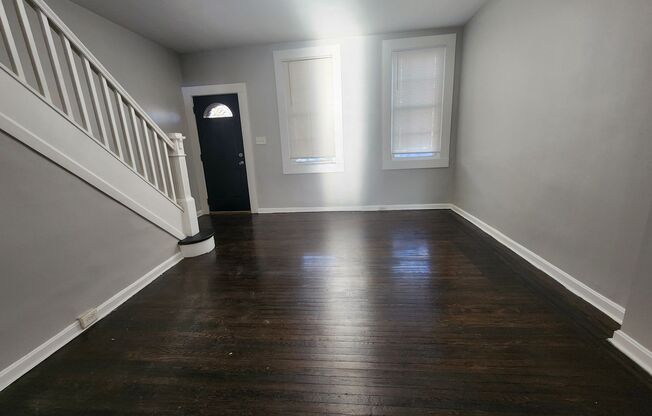 Beautiful 3 Bedroom 1.5 Bathroom East Baltimore Town Home