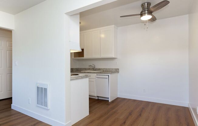 1 bed, 1 bath, 565 sqft, $1,945, Unit 308