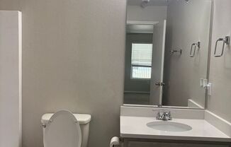 1 bed, 1 bath, 700 sqft, $1,025, Unit 7802-22