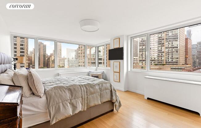 3 beds, 2 baths, 1,550 sqft, $15,000, Unit 9H