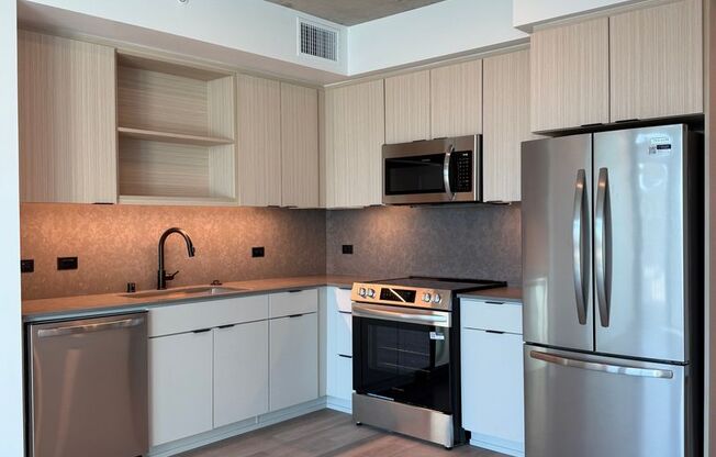 2 beds, 2 baths, 816 sqft, $4,249, Unit 305