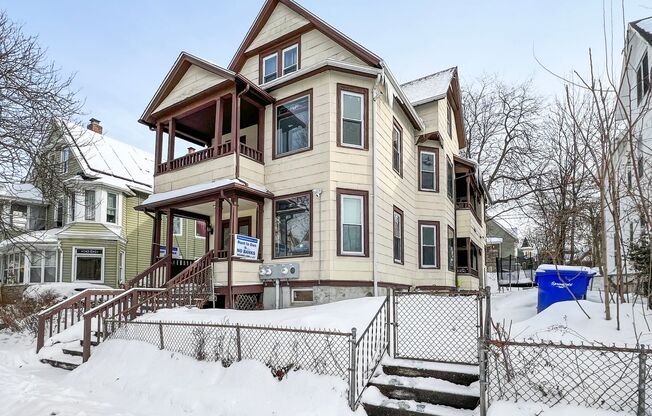 51 ACUSHNET AVE