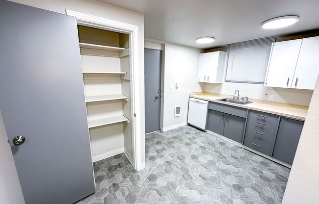 Lindon Apartments