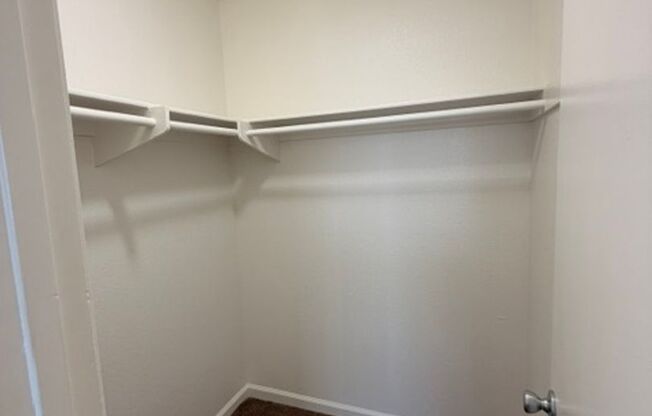1 bed, 1 bath, 540 sqft, $1,895, Unit 105