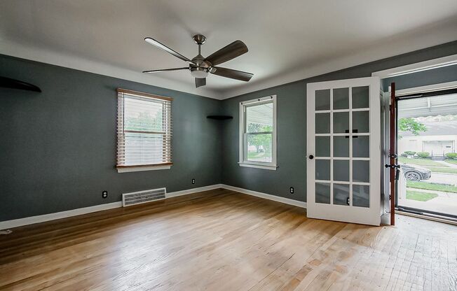 Welcome to this beautiful 3 bedroom, 2 bathroom home located in Taylor, MI.