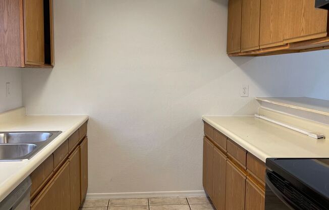 2 beds, 2 baths, $1,150