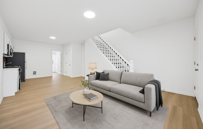 176 W HANSBERRY ST