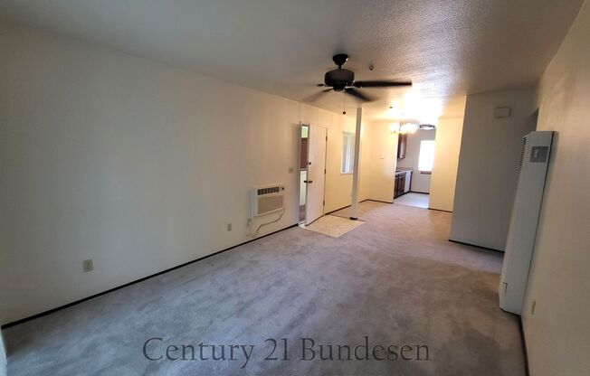 2 beds, 1 bath, $2,050, Unit Unit D