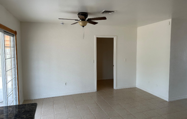 2213 W RIVIERA DR