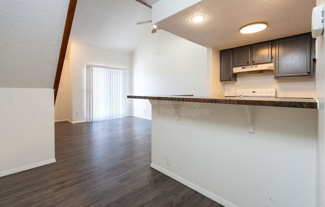Studio, 1 bath, 384 sqft, $595, Unit 2110