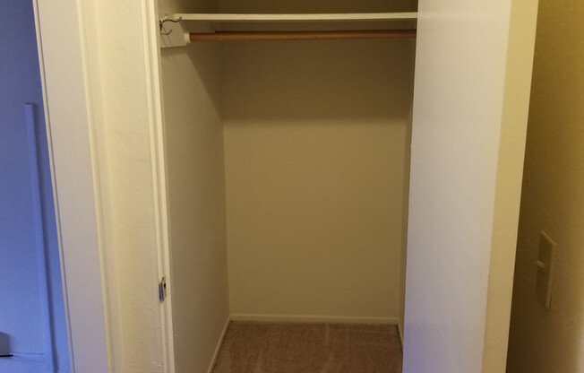 Studio, 1 bath, 350 sqft, $2,325, Unit 2483 UNIT #3