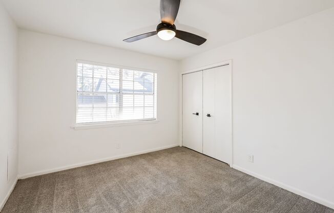 2 beds, 1.5 baths, 1,100 sqft, $1,375, Unit E23