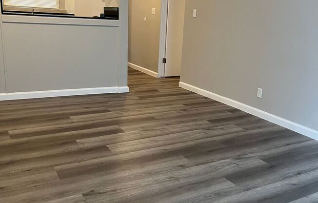 1 bed, 1 bath, 541 sqft, $1,595, Unit 1948-215