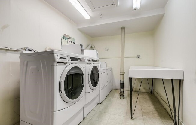 Studio, 1.5 baths, 410 sqft, $2,800, Unit 10