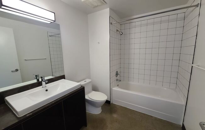 Studio, 1 bath, 515 sqft, $2,340, Unit 0809