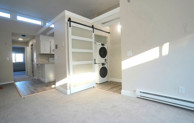 1 bed, 1 bath, 775 sqft, $2,350, Unit 24-6