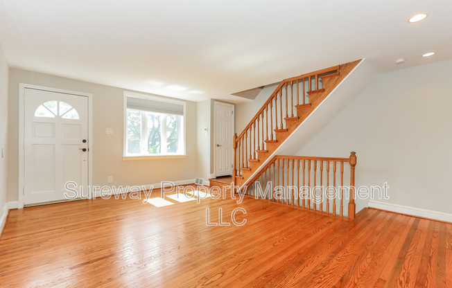 241 WESTPARK LN