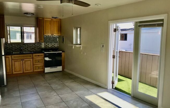 1 bed, 1 bath, $3,200