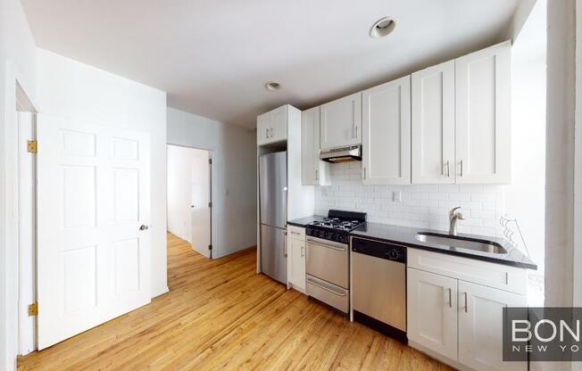 2 beds, 1 bath, $3,200, Unit 1H