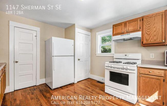 1147 SHERMAN ST SE