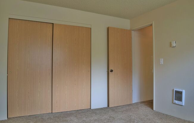 2 beds, 1 bath, 785 sqft, $1,295, Unit FQ 319