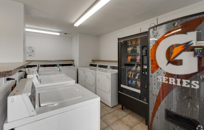 1 bed, 1 bath, 745 sqft, $899, Unit 506B