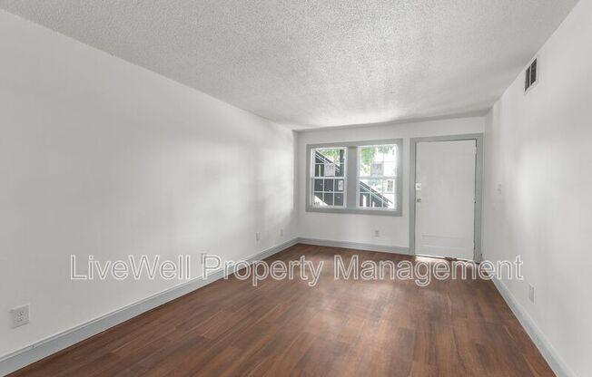 2608 20 AVE N