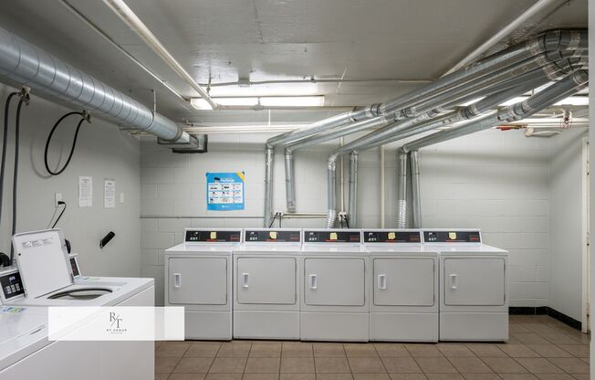 2 beds, 2 baths, $3,500, Unit APARTMENT 533