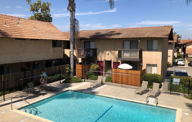 2 beds, 1.5 baths, $2,600, Unit 10855#02