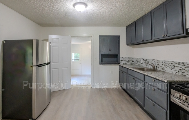 2300 MIRAMAR BLVD