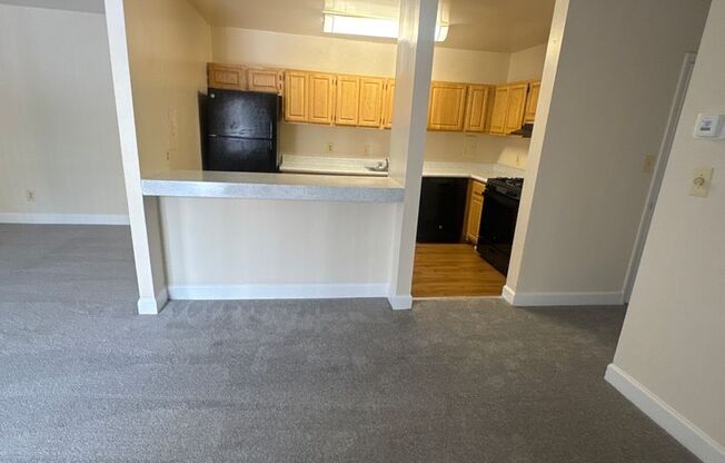 3 beds, 2 baths, 1,300 sqft, $2,100, Unit 3335 #202