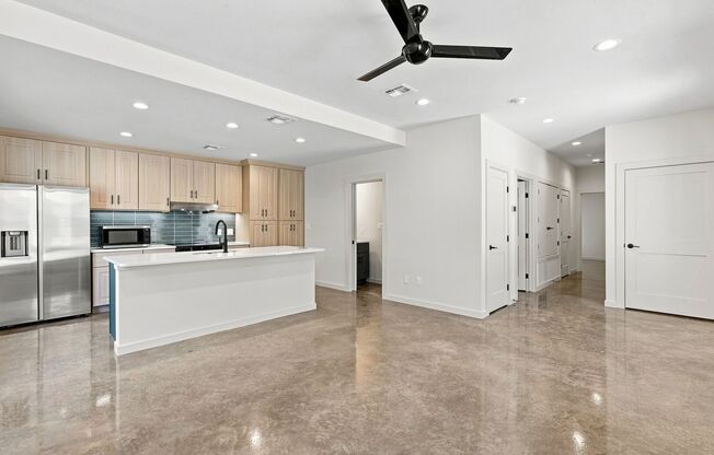 Modern Luxury in San Marcos' Premier Courtyard Community – Now Leasing!