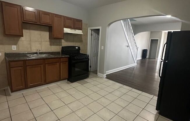 Charming 3 bedroom, 1 bathroom home located in Southwestern Baltimore
