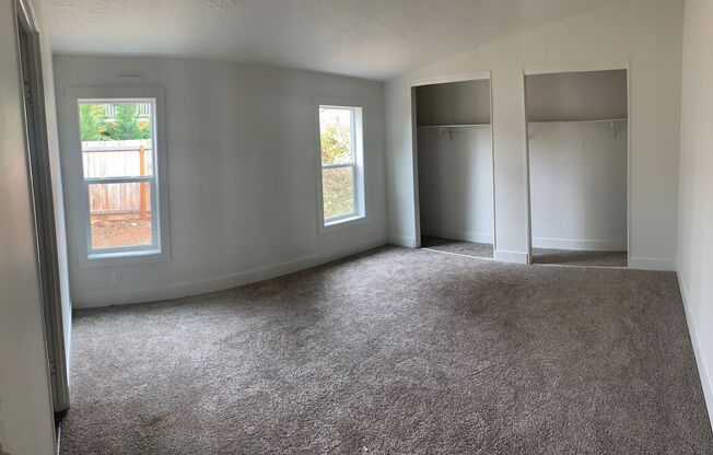 Large Lot Home Just Off Highway 213