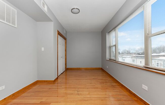 3014-16 W 63rd