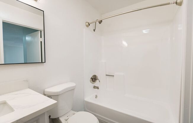 1 bed, 1 bath, 615 sqft, $1,648, Unit 206