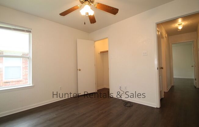 2 beds, 2 baths, $1,025, Unit Unit A