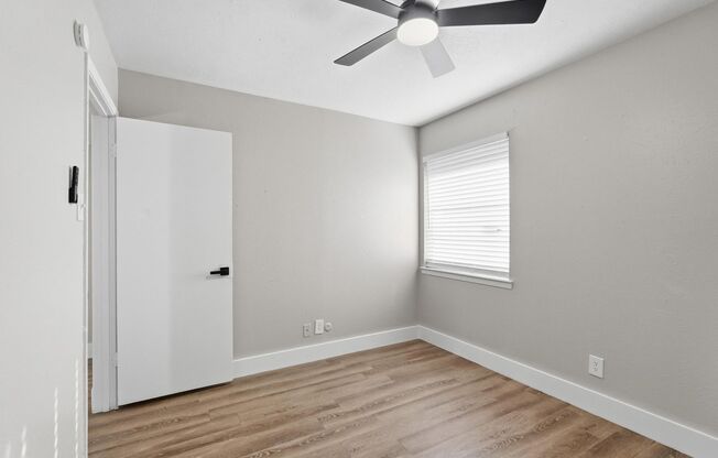 3 beds, 2 baths, 1,100 sqft, $1,695, Unit 208
