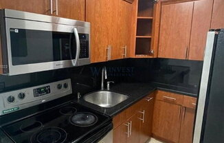 150 SW 10th St