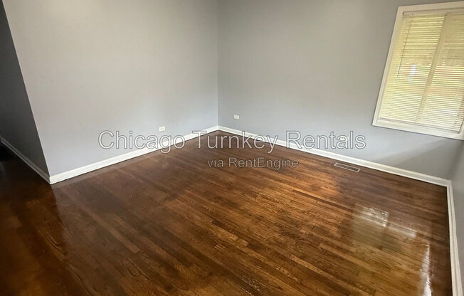 14204 WOODLAWN AVE