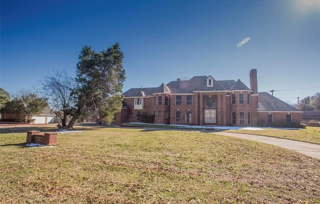 815 PEARL DR