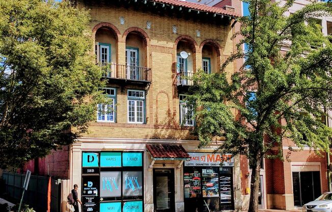 518 W. Grace St.