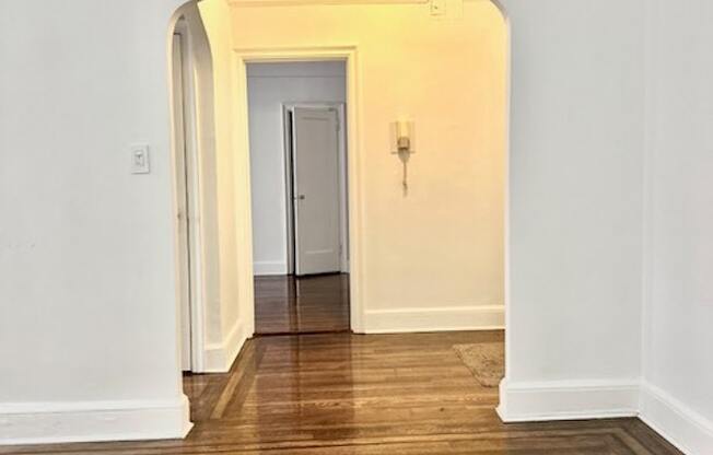 59 11 QUEENS BLVD